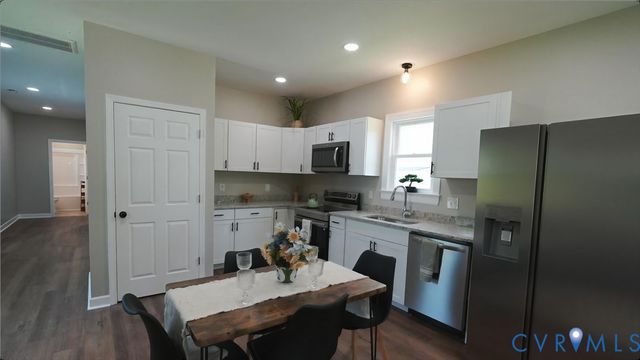 310 N Carolina Ave, Petersburg, VA 23803
