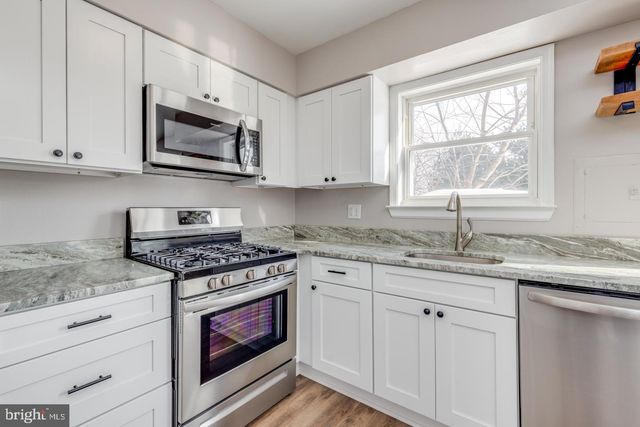 65 EAVES MILL RD, Medford, NJ 08055