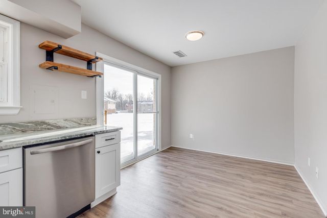 65 EAVES MILL RD, Medford, NJ 08055