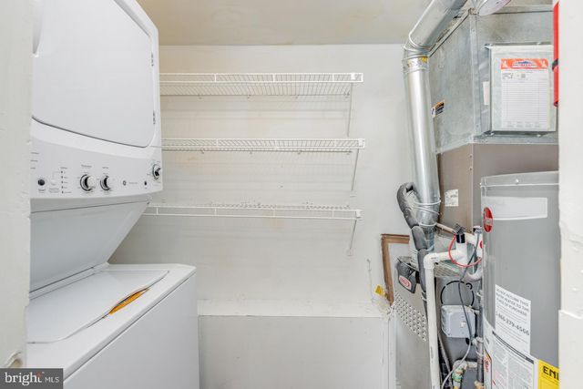 65 EAVES MILL RD, Medford, NJ 08055