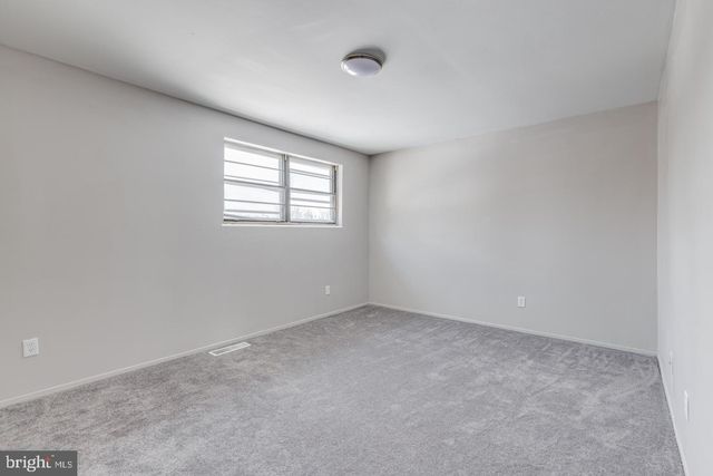 65 EAVES MILL RD, Medford, NJ 08055