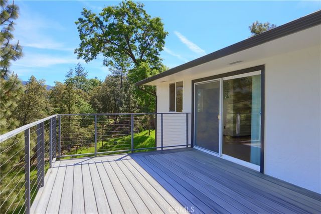 5750 Glacier Point, Mariposa, CA 95338