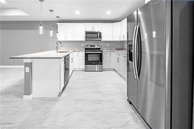 3510 Grimsley CT, Fort Myers, FL 33916