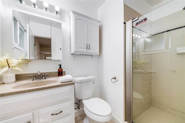 24224 Welby, West Hills, CA 91307