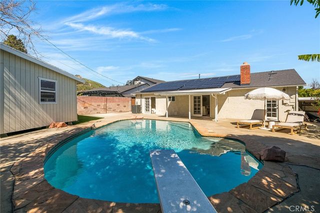 24224 Welby, West Hills, CA 91307