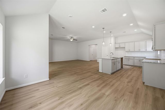 2830 River Juniper Lane, Crosby, TX 77532