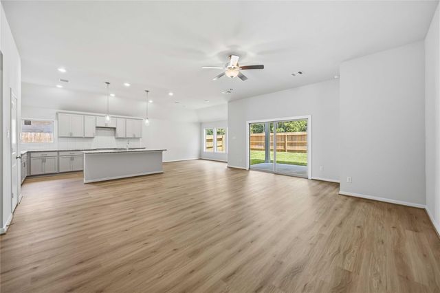 2830 River Juniper Lane, Crosby, TX 77532