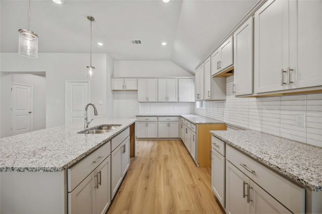 2830 River Juniper Lane, Crosby, TX 77532