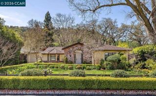 31 Sara Ln, Alamo, CA 94507