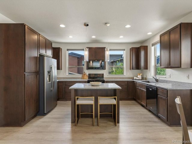 8853 E 55th Ave, Denver, CO 80238
