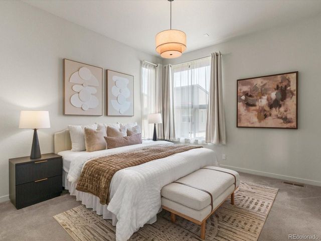 8853 E 55th Ave, Denver, CO 80238