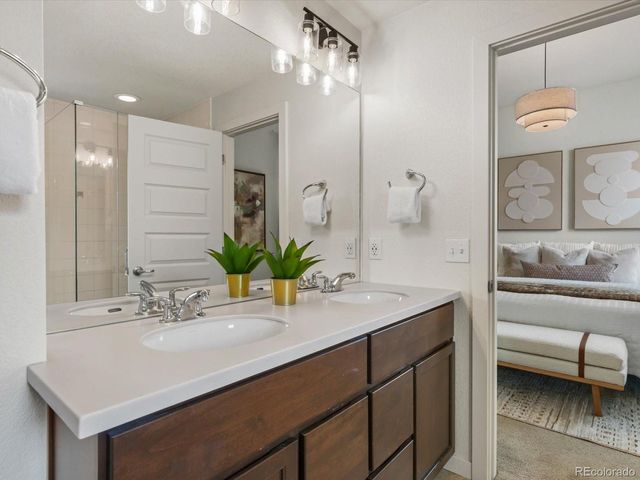 8853 E 55th Ave, Denver, CO 80238