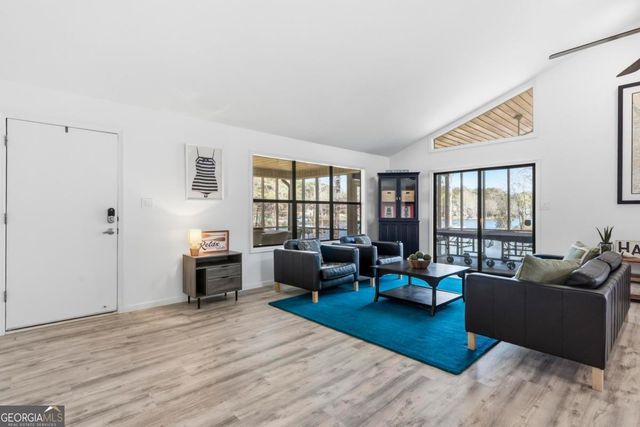 268 W River Bend Drive, Eatonton, GA 31024