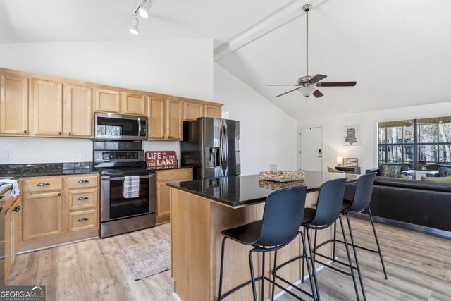 268 W River Bend Drive, Eatonton, GA 31024