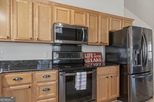 268 W River Bend Drive, Eatonton, GA 31024