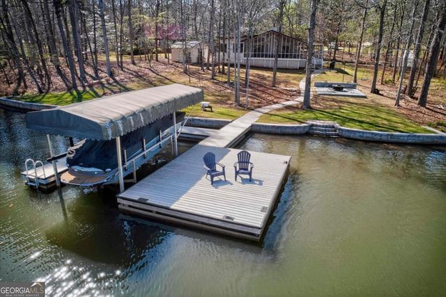 268 W River Bend Drive, Eatonton, GA 31024