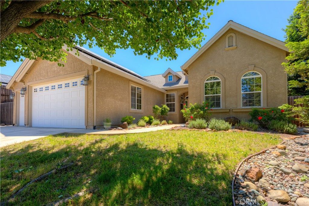 Image 1 of property listing at 1935 Tarmac, Redding, CA 96003