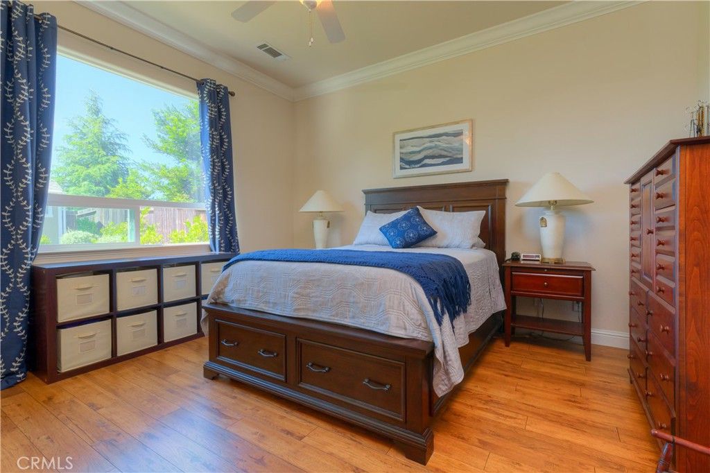Image 22 of property listing at 1935 Tarmac, Redding, CA 96003