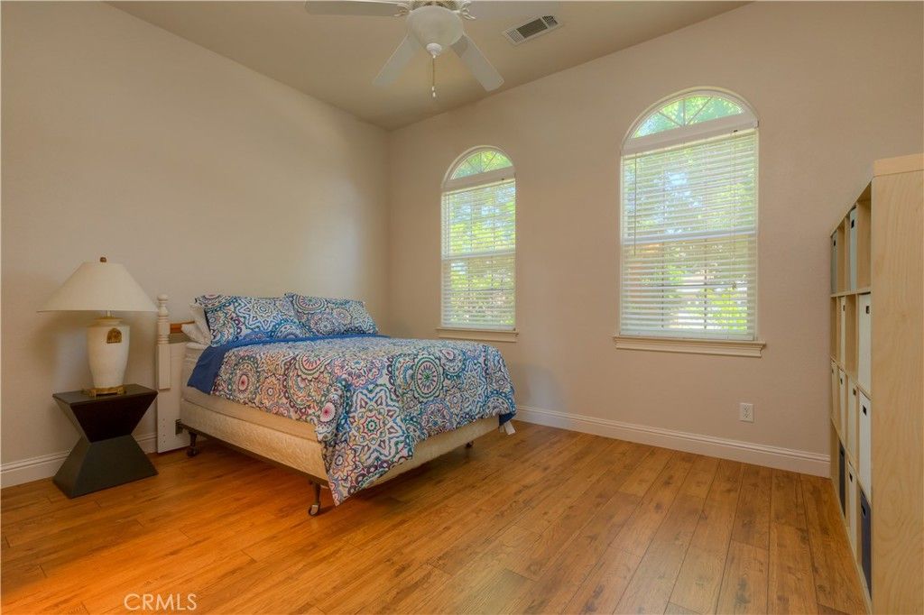 Image 28 of property listing at 1935 Tarmac, Redding, CA 96003