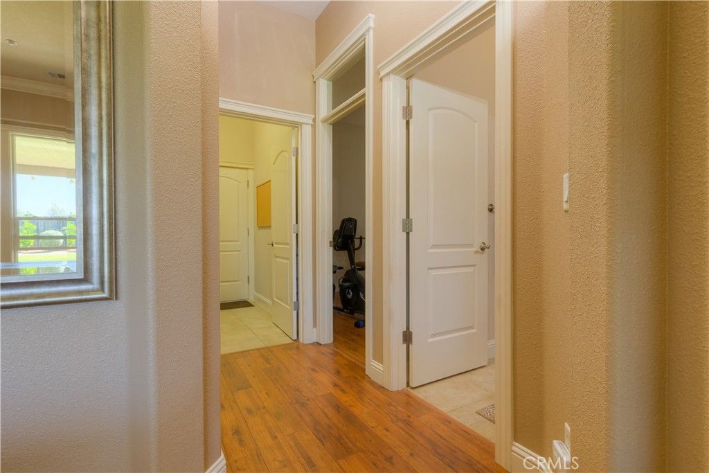 Image 31 of property listing at 1935 Tarmac, Redding, CA 96003