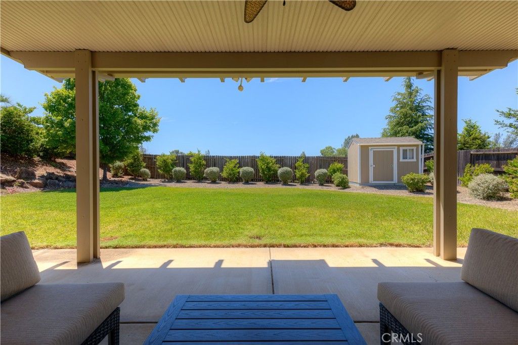 Image 37 of property listing at 1935 Tarmac, Redding, CA 96003