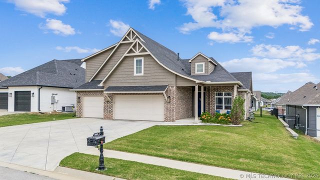 2888 Front Road, Catoosa, OK 74015