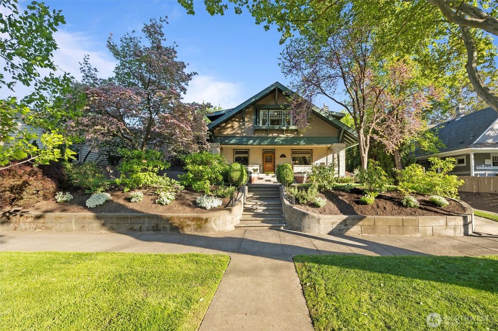 124 Whitman Street, Walla Walla, WA 99362