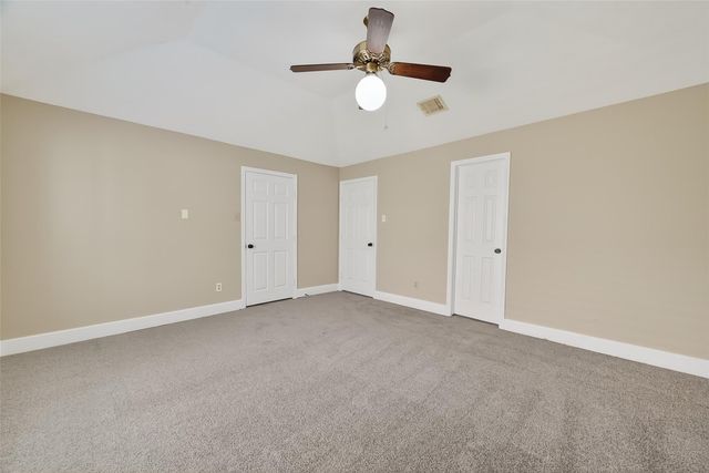 2238 Sentinal Oaks Street, Sugar Land, TX 77478