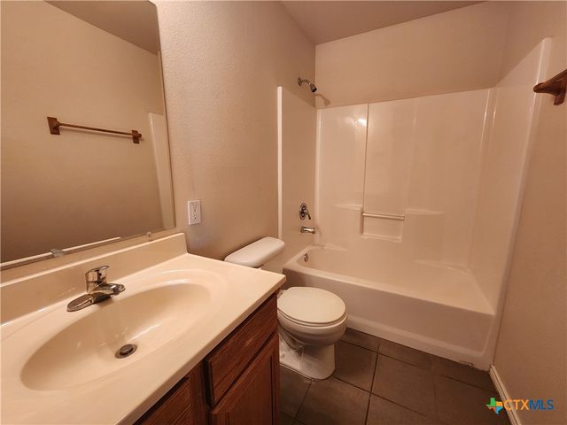 239 Rosalie Drive B, New Braunfels, TX 78130