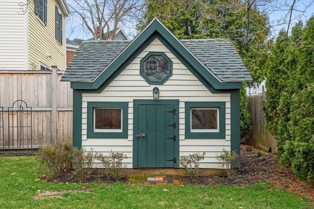 21 Church Street, Dedham, MA 02026