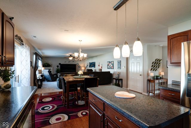 7066 Halifax Court, Avon, IN 46123