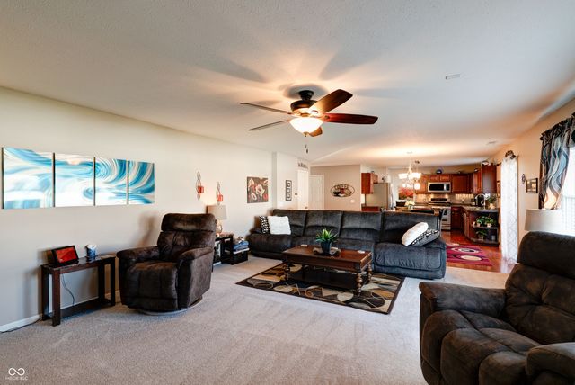 7066 Halifax Court, Avon, IN 46123