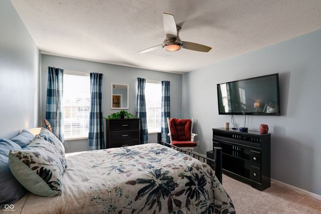 7066 Halifax Court, Avon, IN 46123