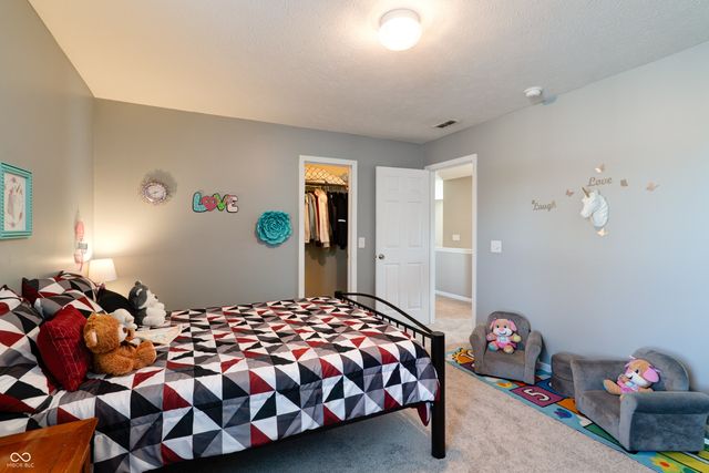 7066 Halifax Court, Avon, IN 46123