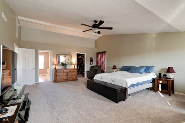 7066 Halifax Court, Avon, IN 46123