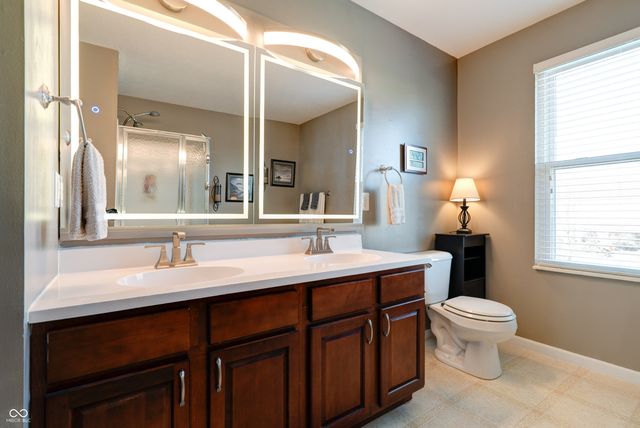 7066 Halifax Court, Avon, IN 46123