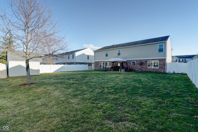 7066 Halifax Court, Avon, IN 46123