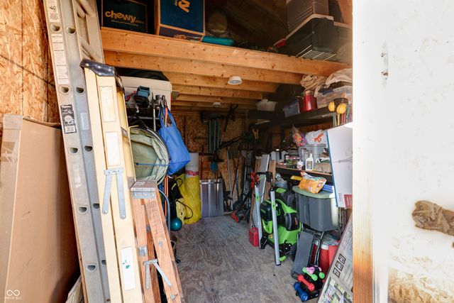 7066 Halifax Court, Avon, IN 46123