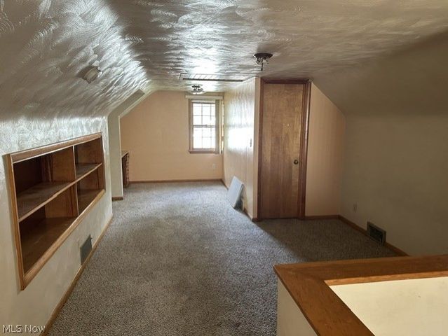 2224 Coral Sea, Youngstown, OH 44511