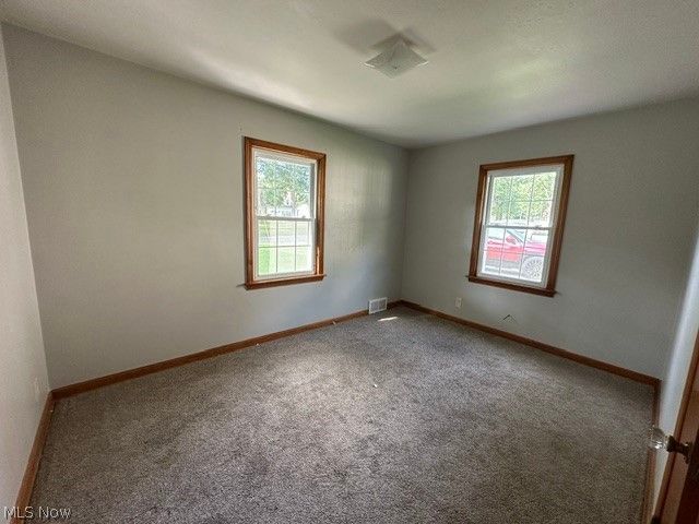 2224 Coral Sea, Youngstown, OH 44511