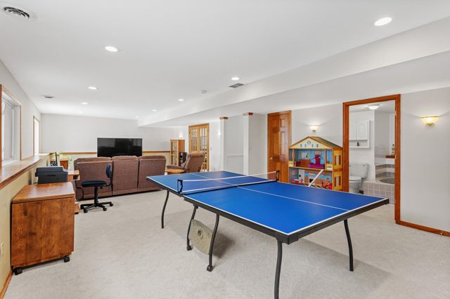 1113 Emerson Court, Burnsville, MN 55337