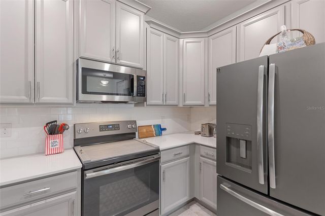 1000 BLACKWOLF RUN ROAD, Davenport, FL 33896