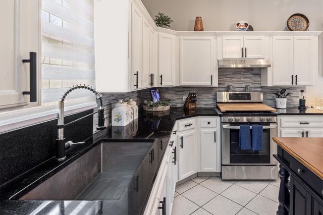 3216 Avenue N, Galveston, TX 77550