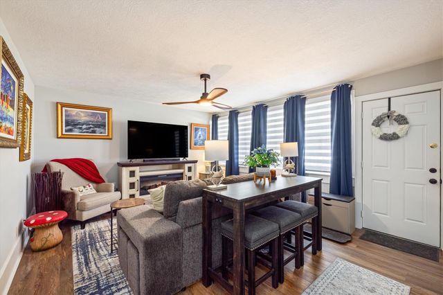 3216 Avenue N, Galveston, TX 77550