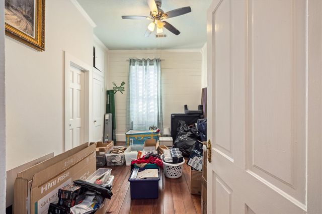 3216 Avenue N, Galveston, TX 77550