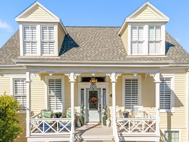 3216 Avenue N, Galveston, TX 77550