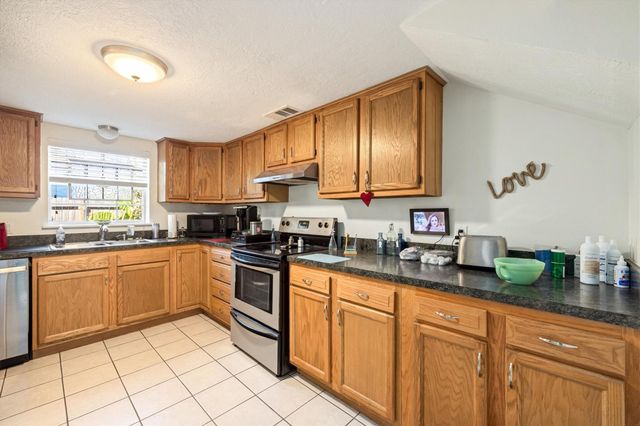 3216 Avenue N, Galveston, TX 77550