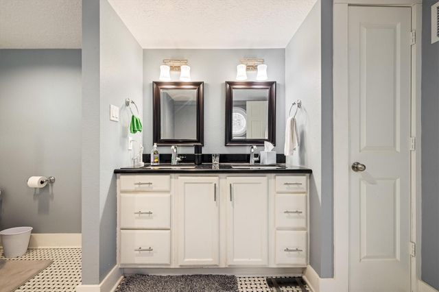 3216 Avenue N, Galveston, TX 77550