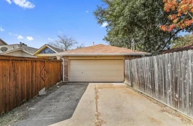 634 Las Brisas Drive, Mesquite, TX 75149