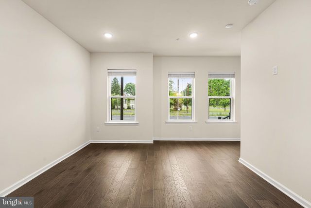 105 VAUGHN DRIVE, Princeton Junction, NJ 08550